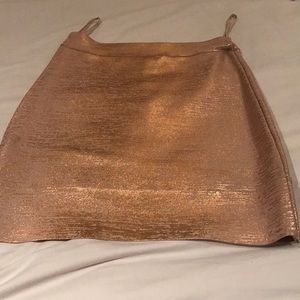 Bcbg maxazria skirt in rose gold.